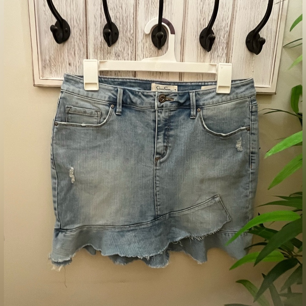 Jessica Simpson “Kiss Me Ruffle Mini” Short Denim Skirt, Size 29
